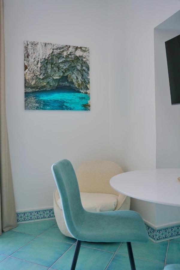 ホテル Casa Adelaide カプリ エクステリア 写真